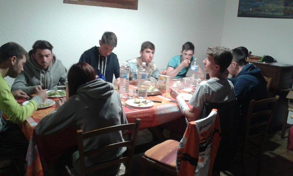 17857319_1902053196738323_382812694_n